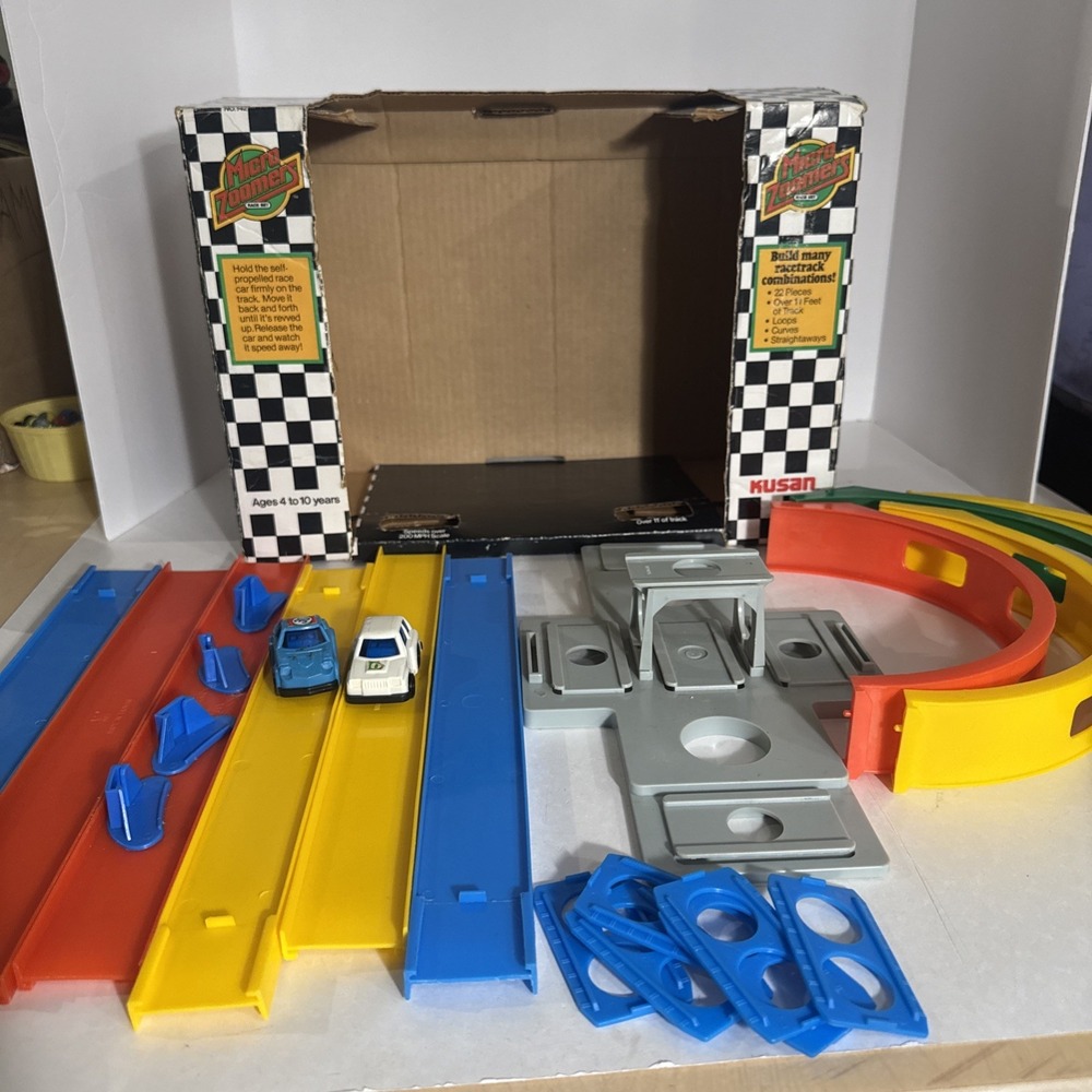 Micro Zoomers Race Track Set Kusan Made In Taiwan Complete Set With Box